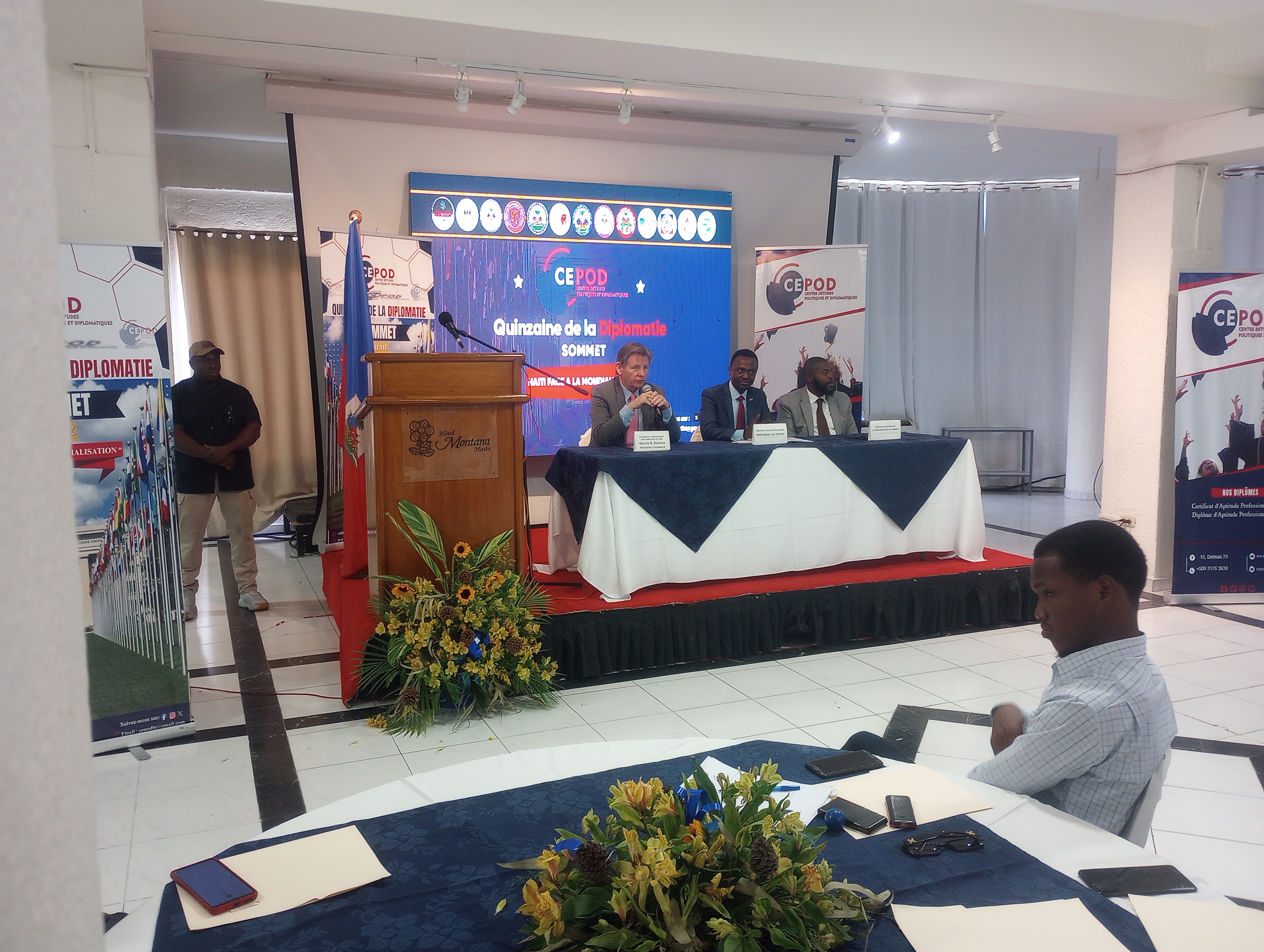 Quinzaine de la diplomatie : « Haïti pourrait tirer parti de sa position géostratégique », estime l’ambassadeur américain Dennis B. Hankins